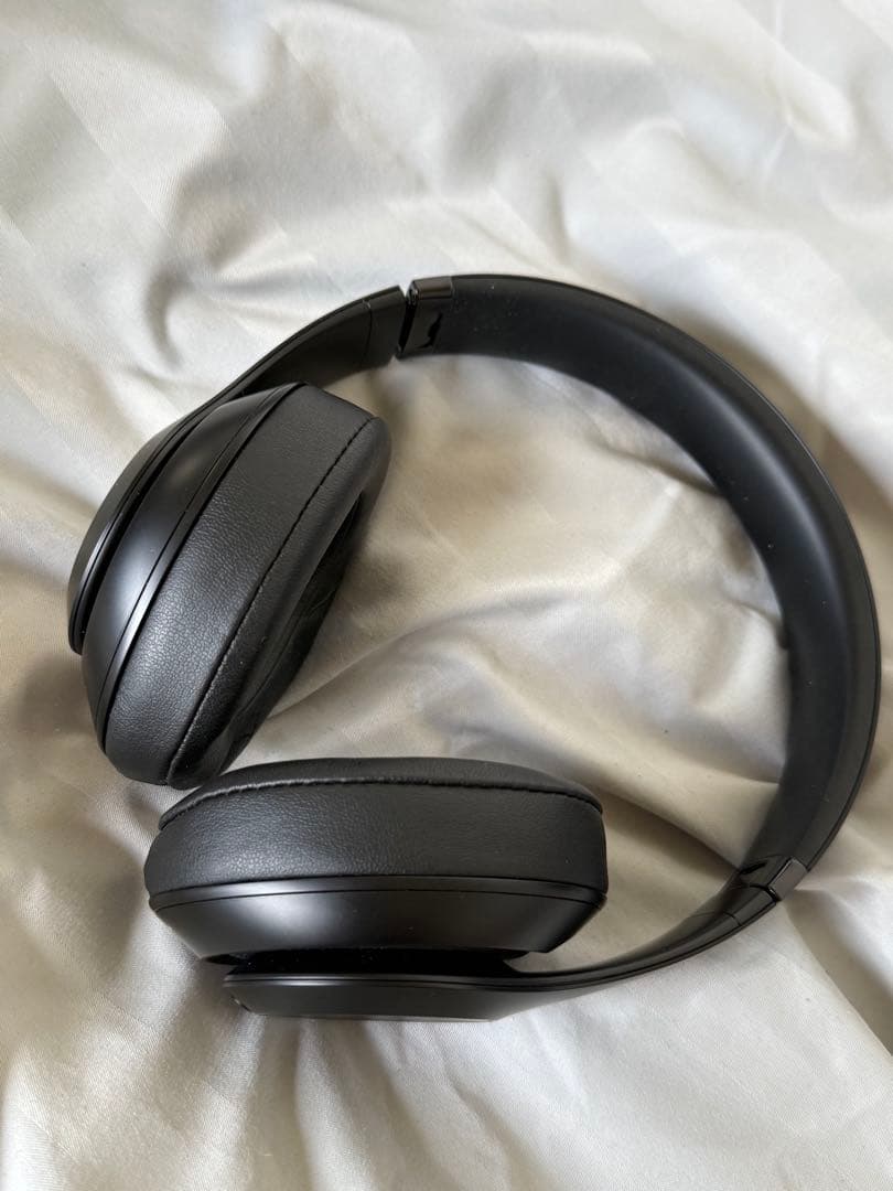 BEATS STUDIO3 ワイヤレスヘッドフォン ブラック