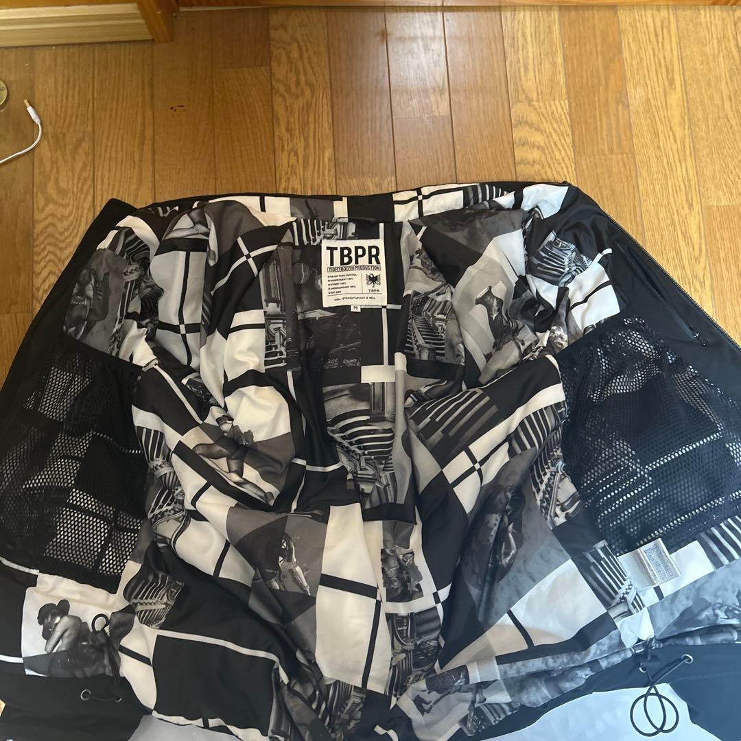 tightbooth ダウンジャケット