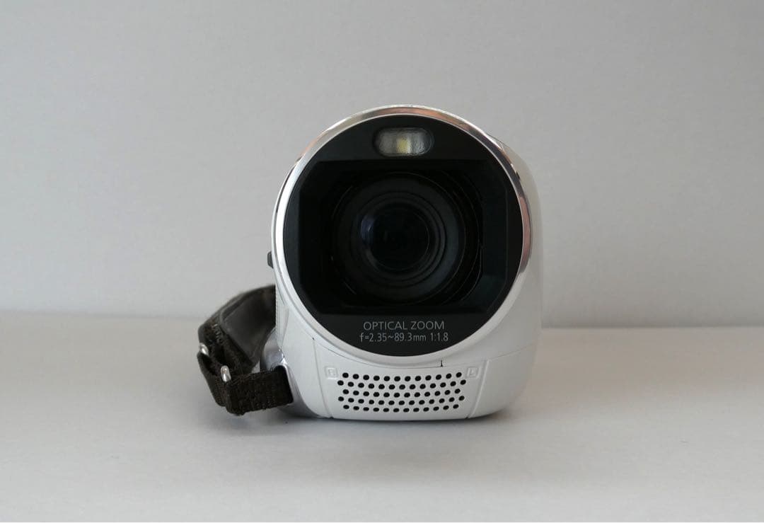 Panasonic HC-V300M 高解像度（HD）カメラ本体とバッテリー含む