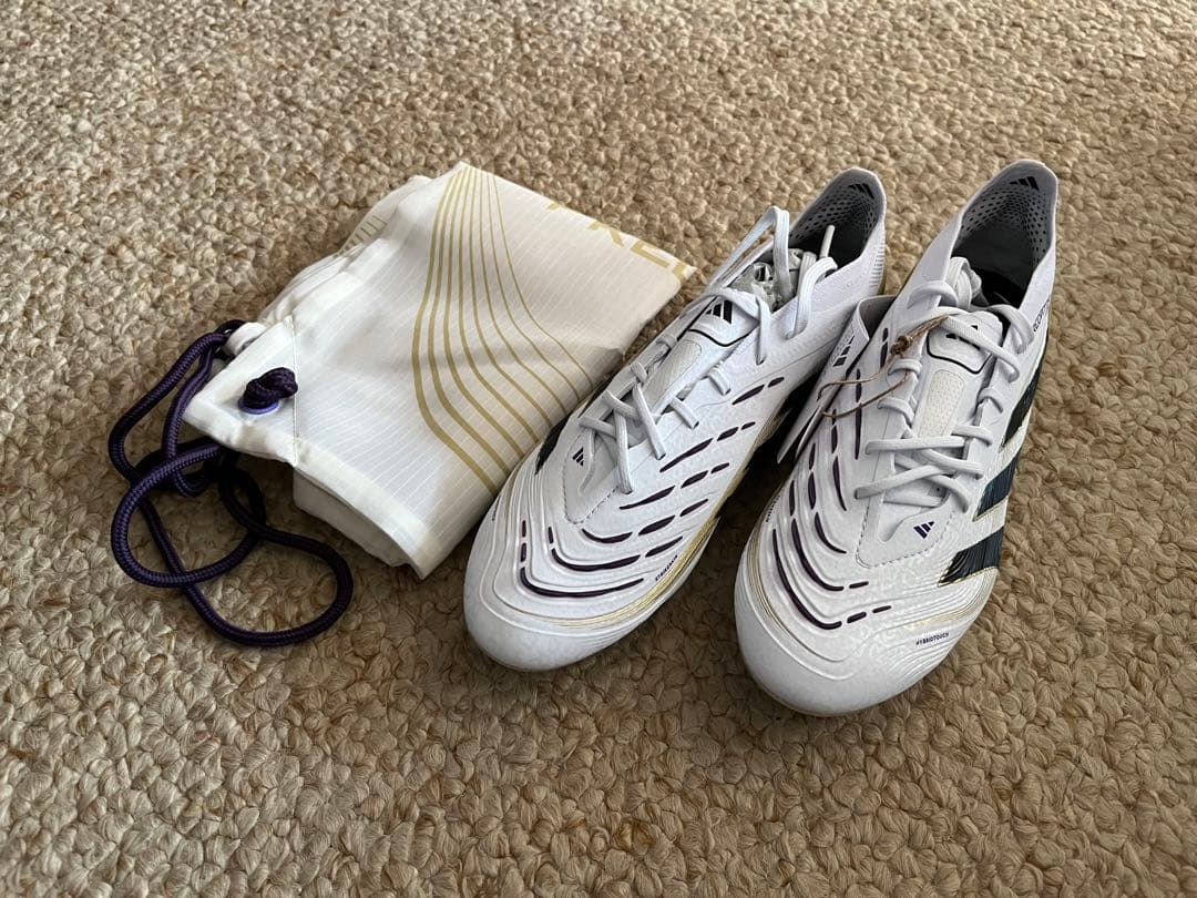 プレデター FG 24.5 アディダス 新品