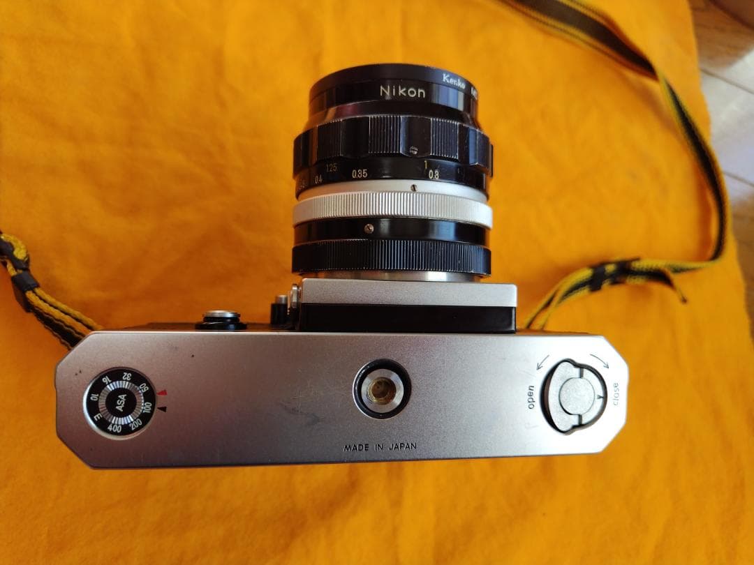 Nikon F アイレベル 35mm f2レンズ付き