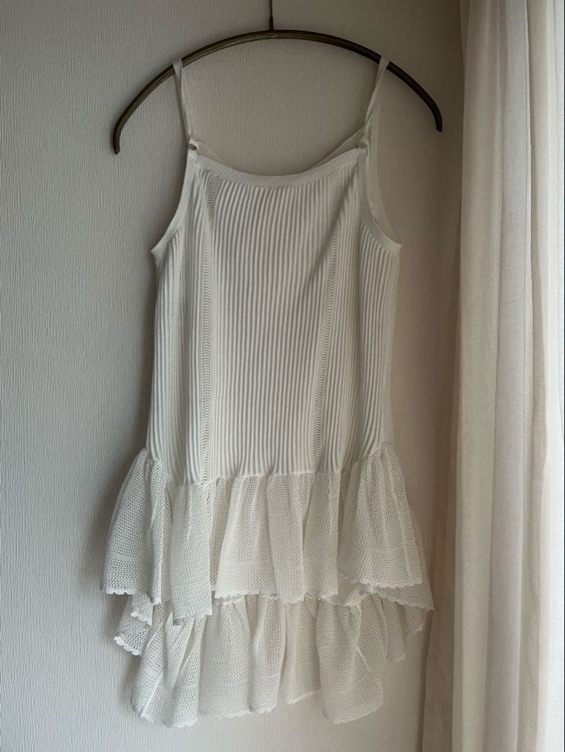 スローブイエナTGORトゴールフリルキャミソール