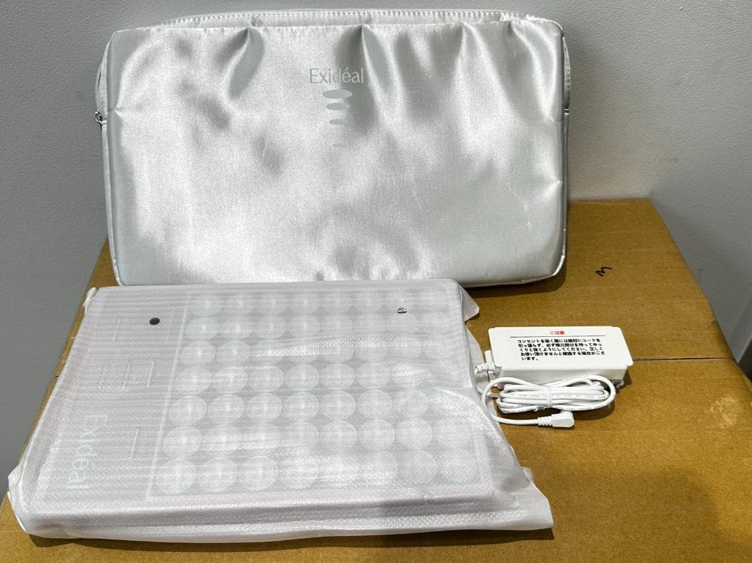 【お値下げ】エクスイディアル LED美容器 本体セット Exideal