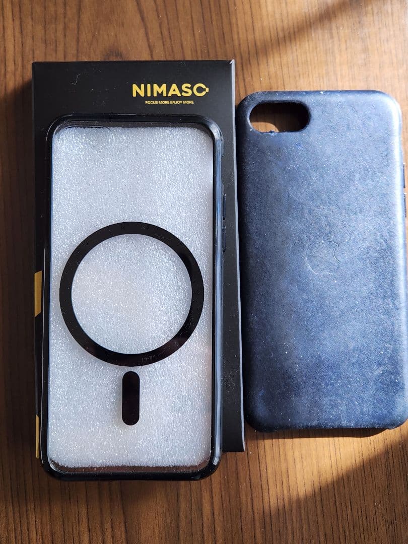 iPhone SE3(64GB)simフリー オマケ付き