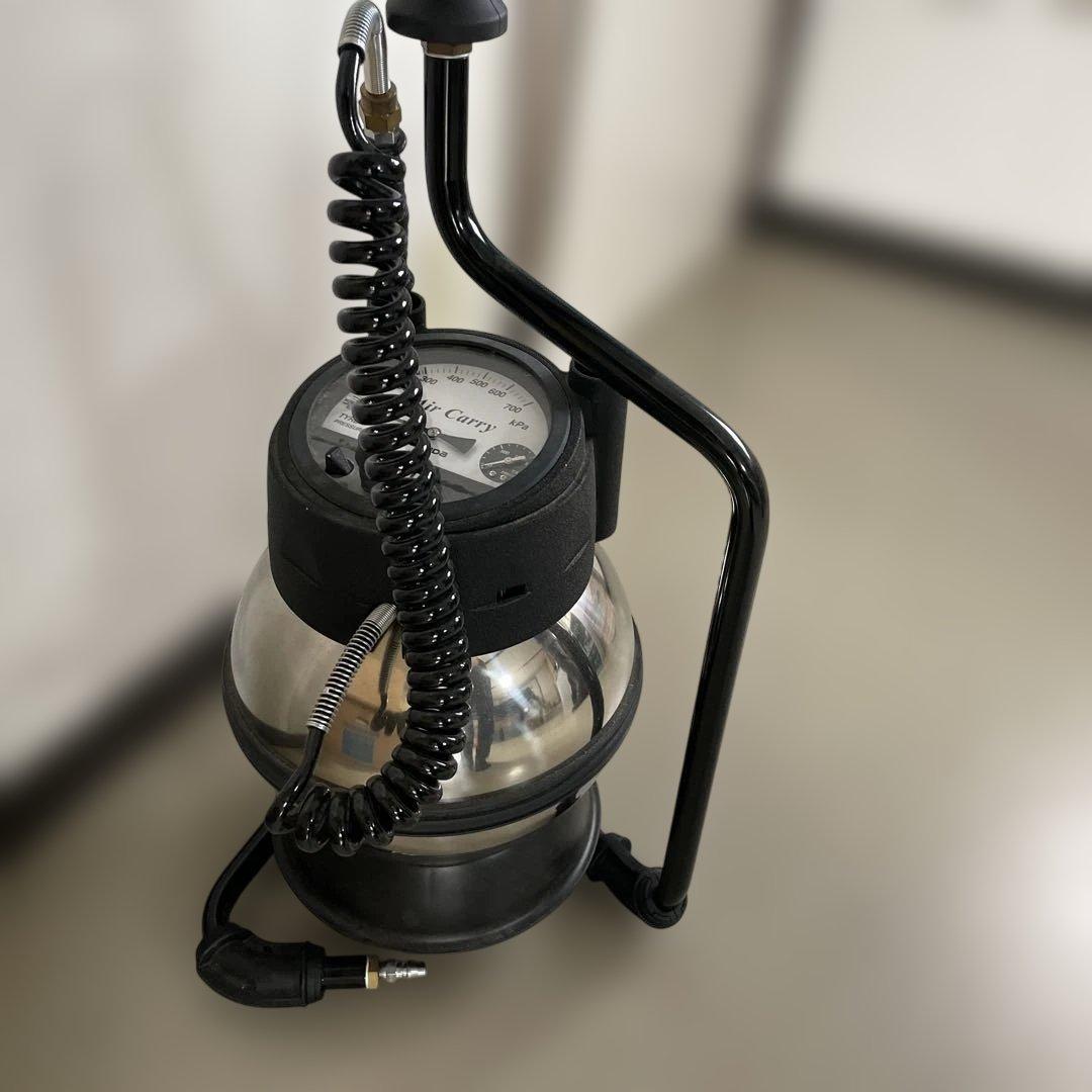 タイヤのエアー充填機　Air Carry