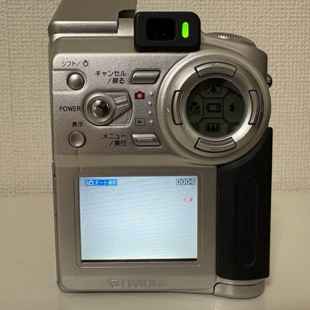 【cocoさん専用】Fujifilm FinePix 4700z デジタルカメラ