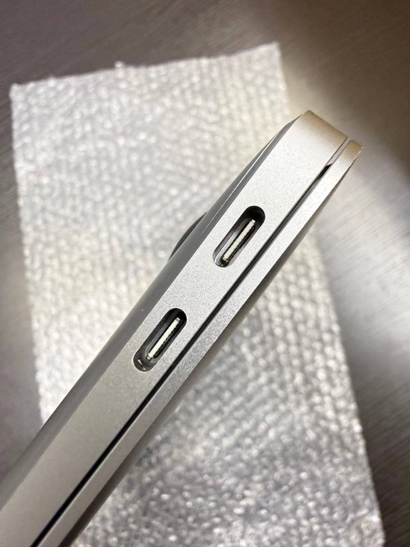 Apple MacBook Air (M1, 2020) 本体 スペースグレイ