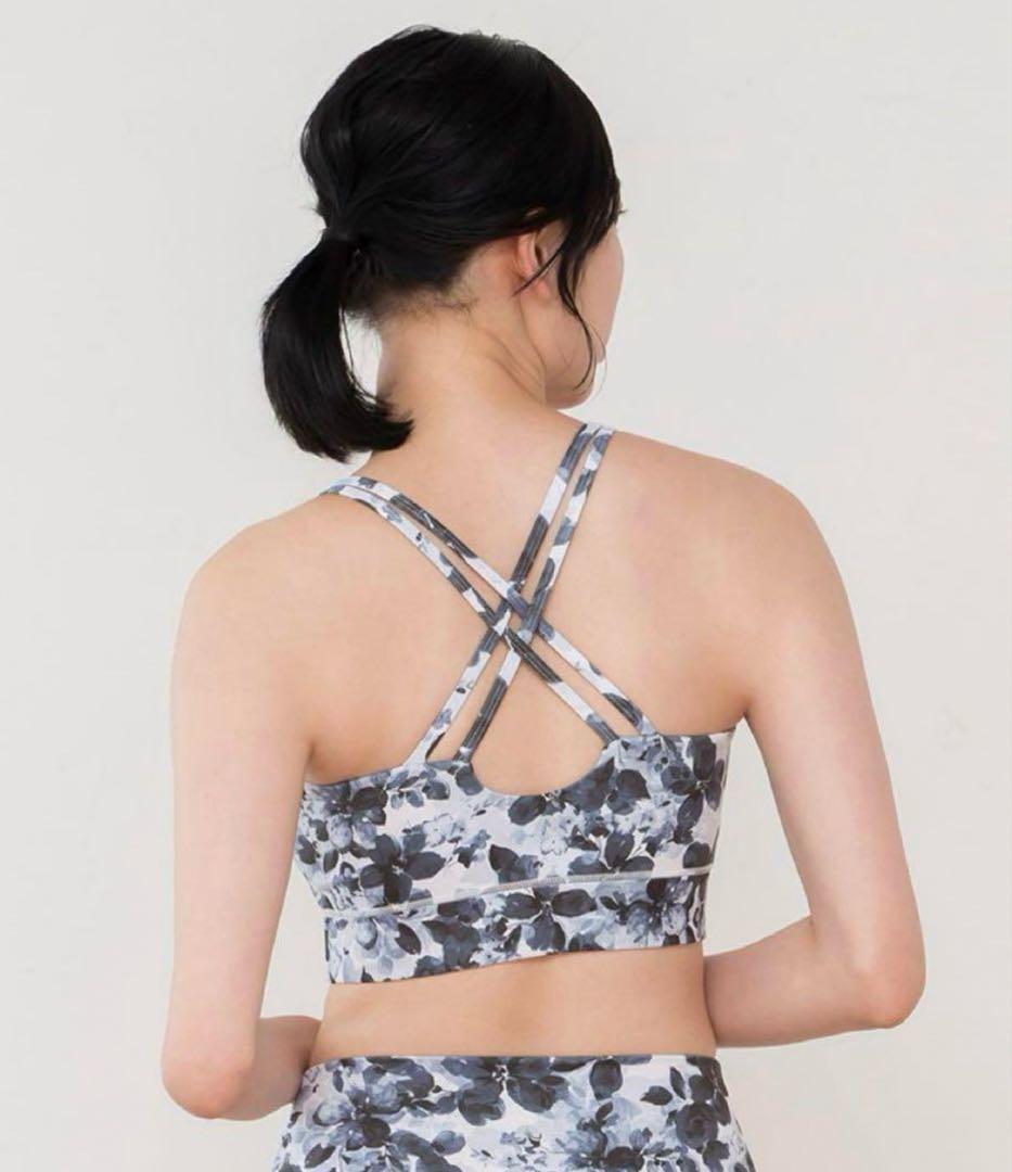 新品SUKALA フルオブフラワー ヨガトップス　S