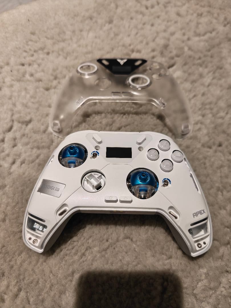 PC用ゲームコントローラー・コンバーター FLYDIGI APEX4