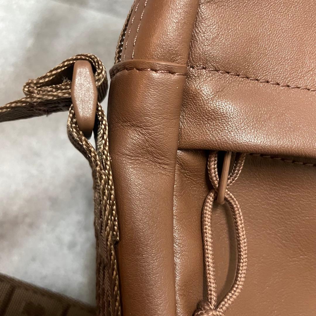 【美品】supreme シュプリーム レザー ショルダーバッグ ブラウン