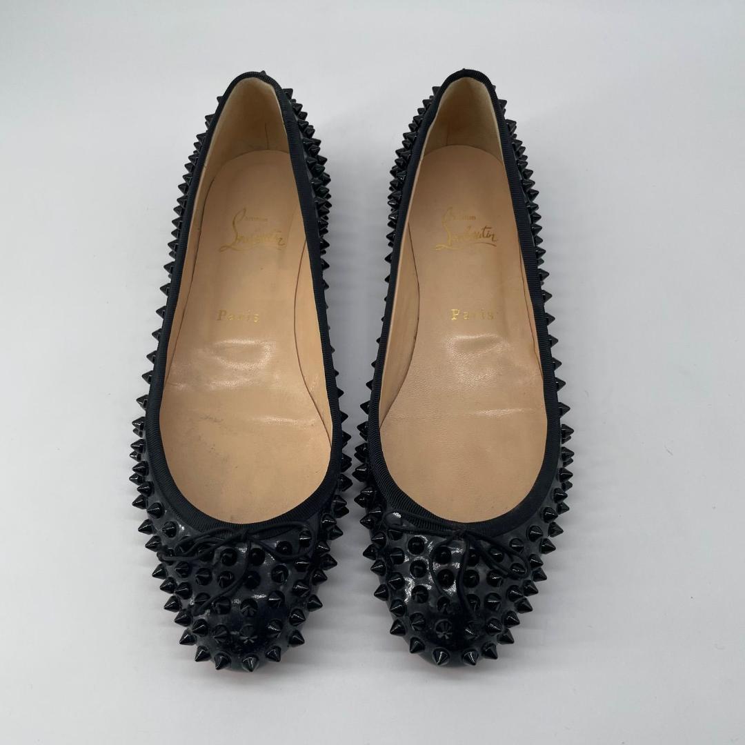 16516✨クリスチャンルブタン スタッズ リボン フラットシューズ ブラック