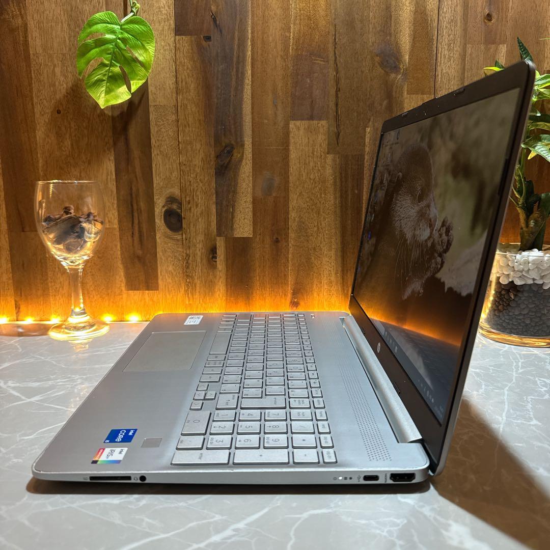 人気モデル‼️HP Laptop 15☘第12世代☘メモリ16GB☘ノートパソコン