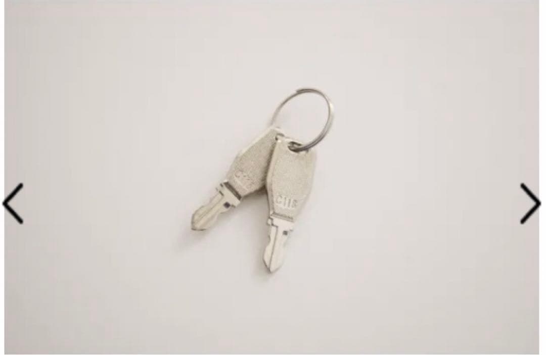 未使用スーツケース ハードキャリー 90L ホワイトカーボン MM-5688