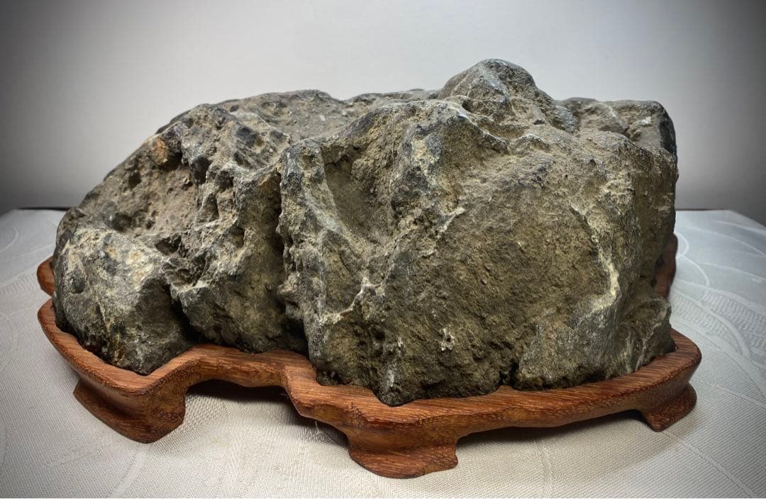 6638 春日石 粕川麒麟石 溜まり石 水石 盆栽 盆石 置物 鑑賞石