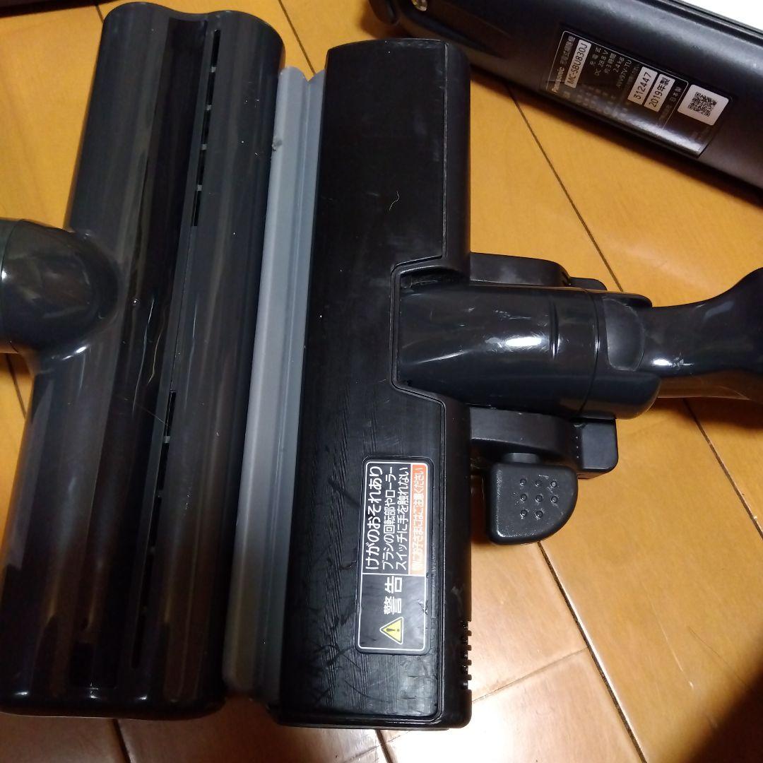 Panasonic スティッククリーナー MC-SBU830J 本体