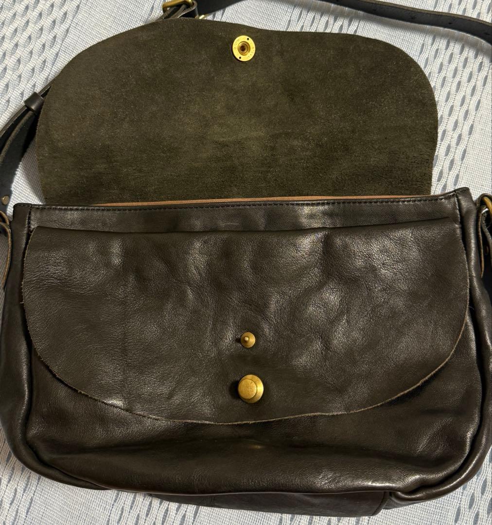 sot ハンドウォッシュレザー　ショルダーバッグ　黒