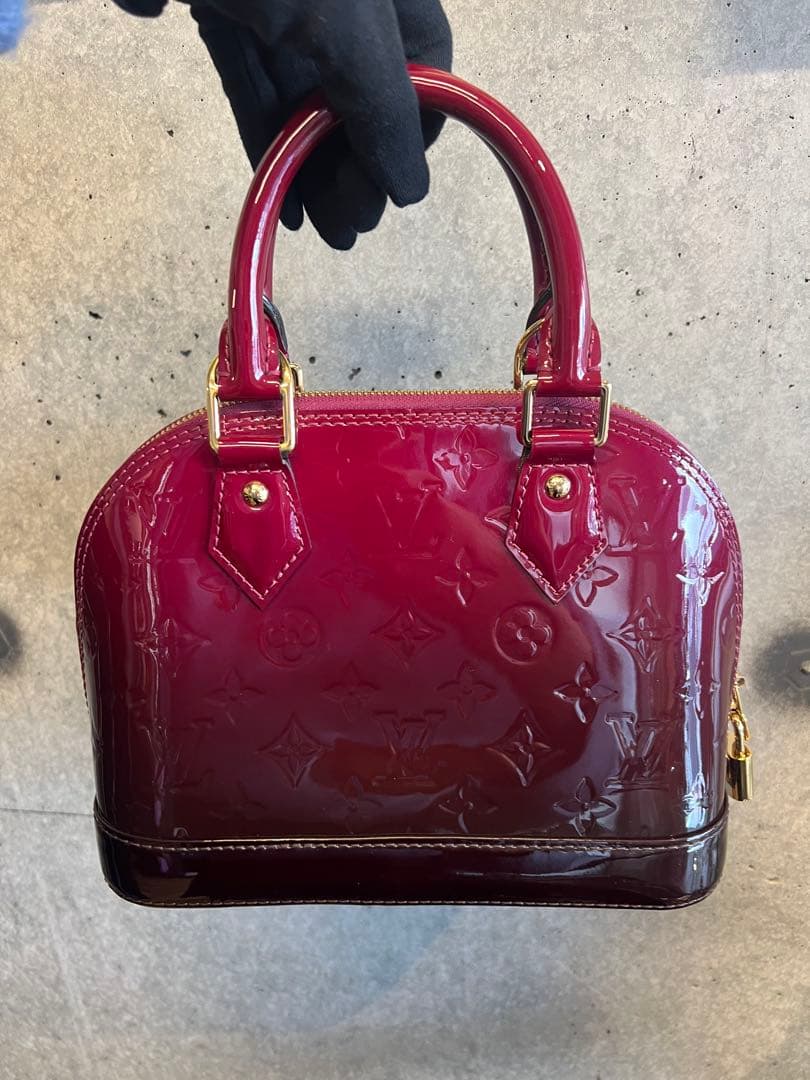 ルイヴィトン アルマBB ヴェルニグラデーション