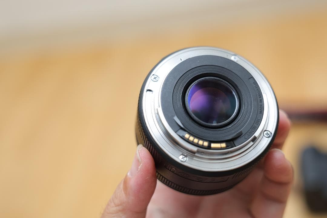 Canon EOS 5D Mark IV 本体と付属品