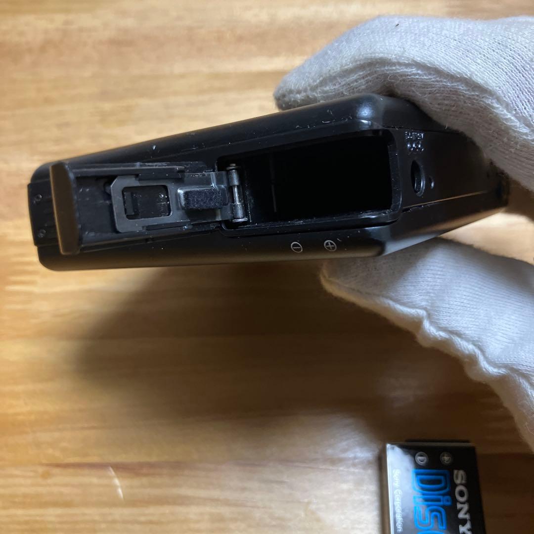 SONY D-82 ポータブルCDプレーヤー