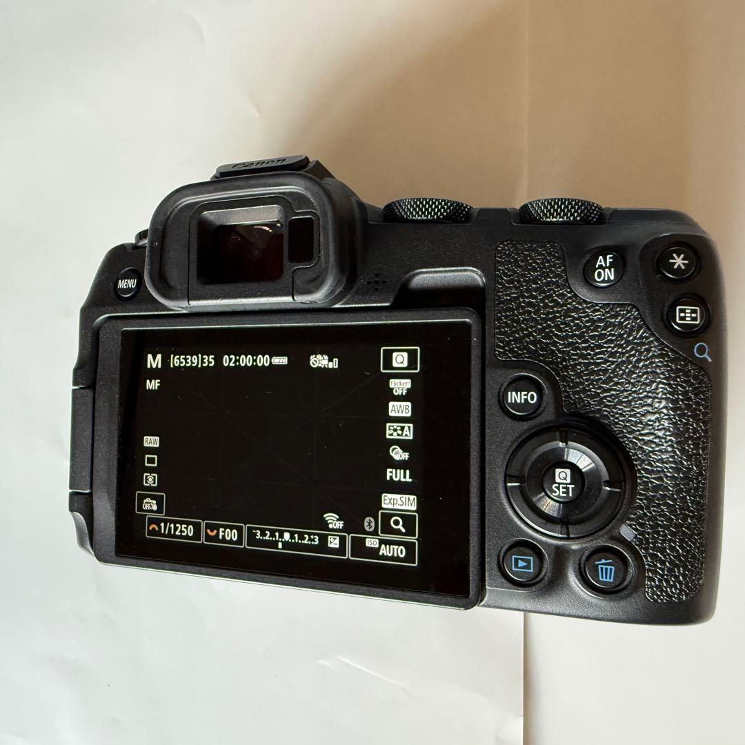 Canon EOS R8 ミラーレス一眼カメラ