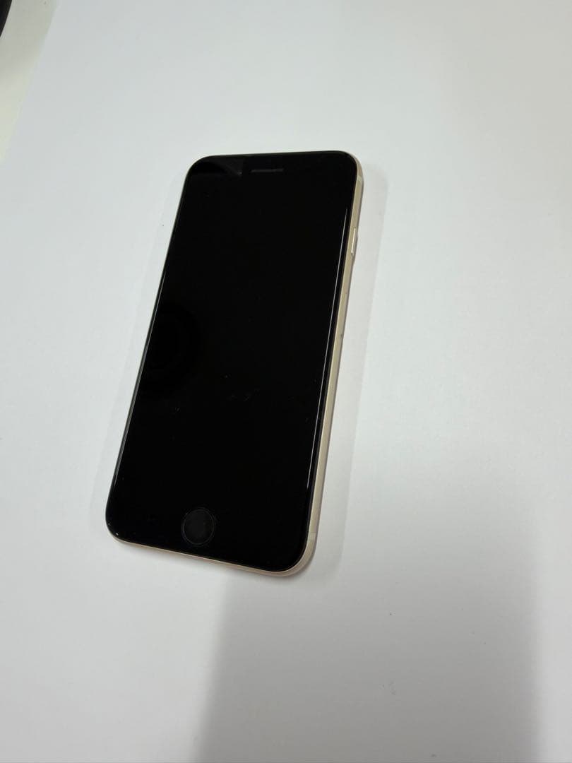 【美品最安値】Apple iPhone SE3 第三世代 64GB