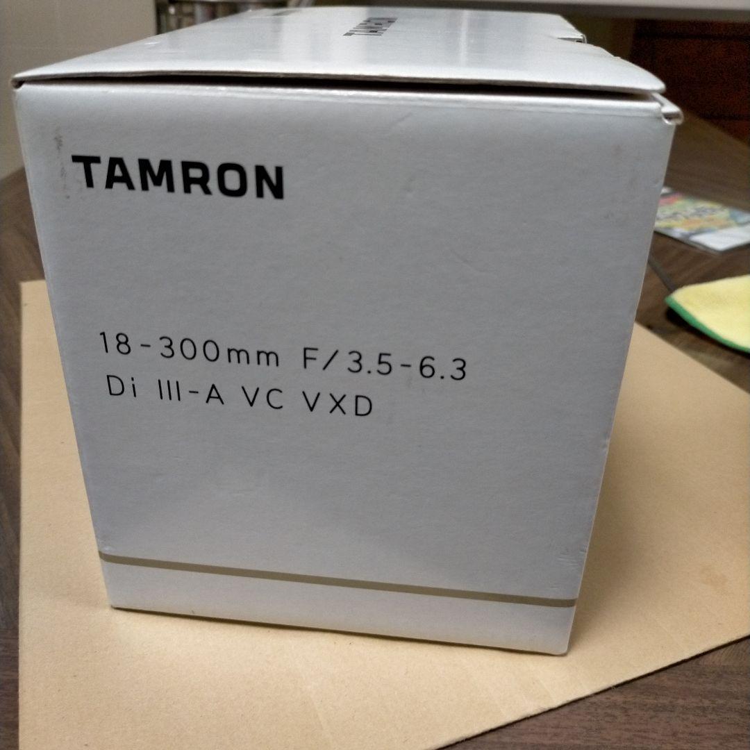 タムロン 18-300mm F3.5-6.3 Di III-A VC VXD