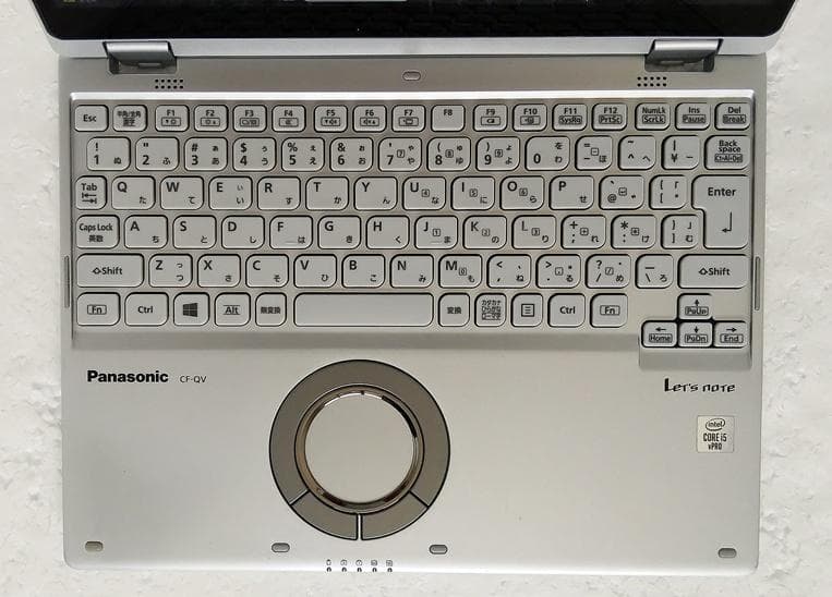 LTE対応 メモリ16GB 薄型タッチパネル CF-QV9