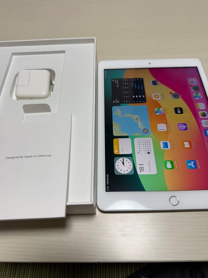 Apple iPad (第6世代) 128GB Wi-Fi セルラーモデル