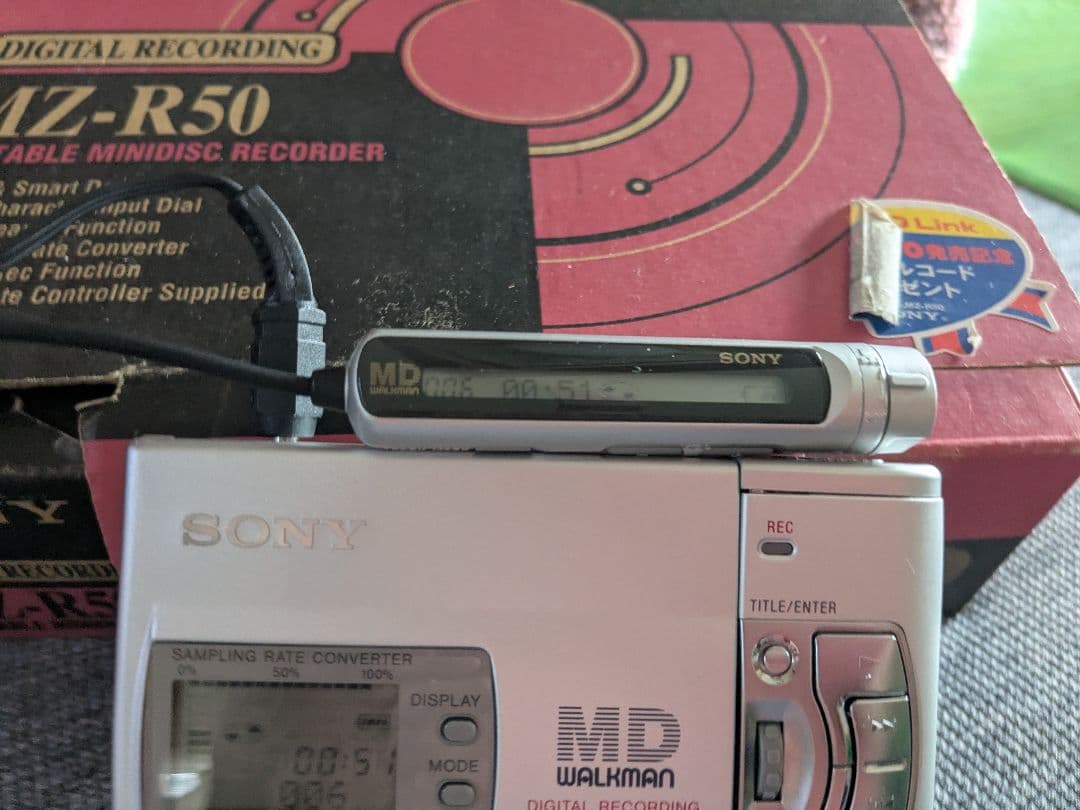 ポータブルプレーヤー SONY MZ-R50 MD WALKMAN