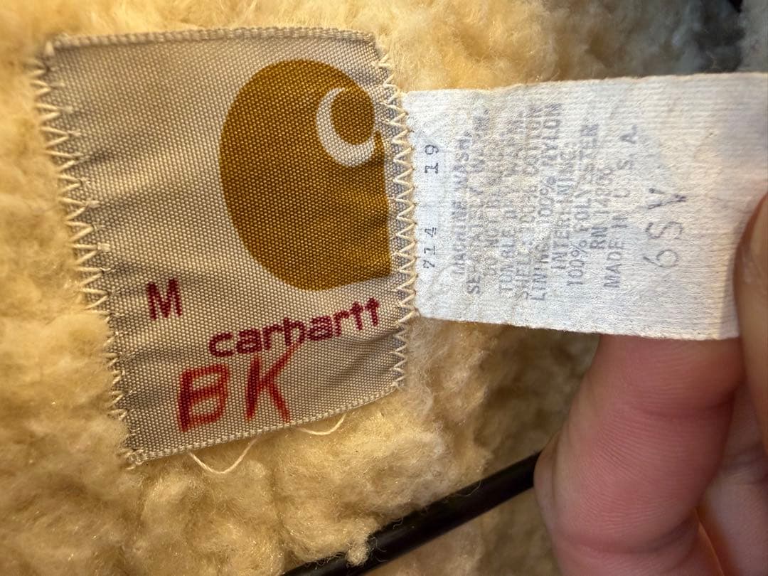 はなや　　carhartt ベスト