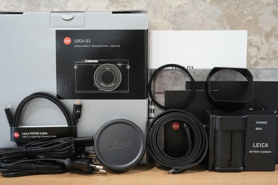 LEICA Q3 付属品完備