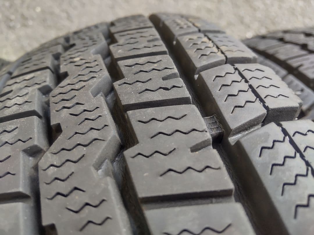 【溝あり】145/80R12スタッドレス・ホイール4本セット クリッパーキャリイ