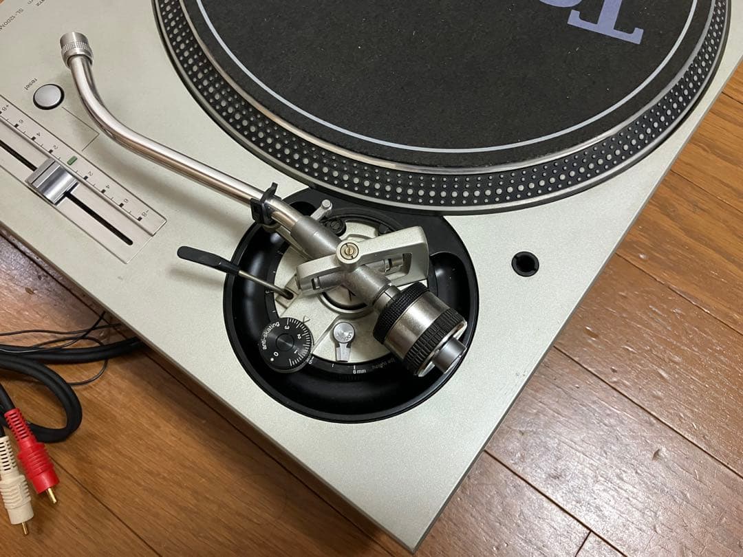 Technics SL-1200MK3Dターンテーブル