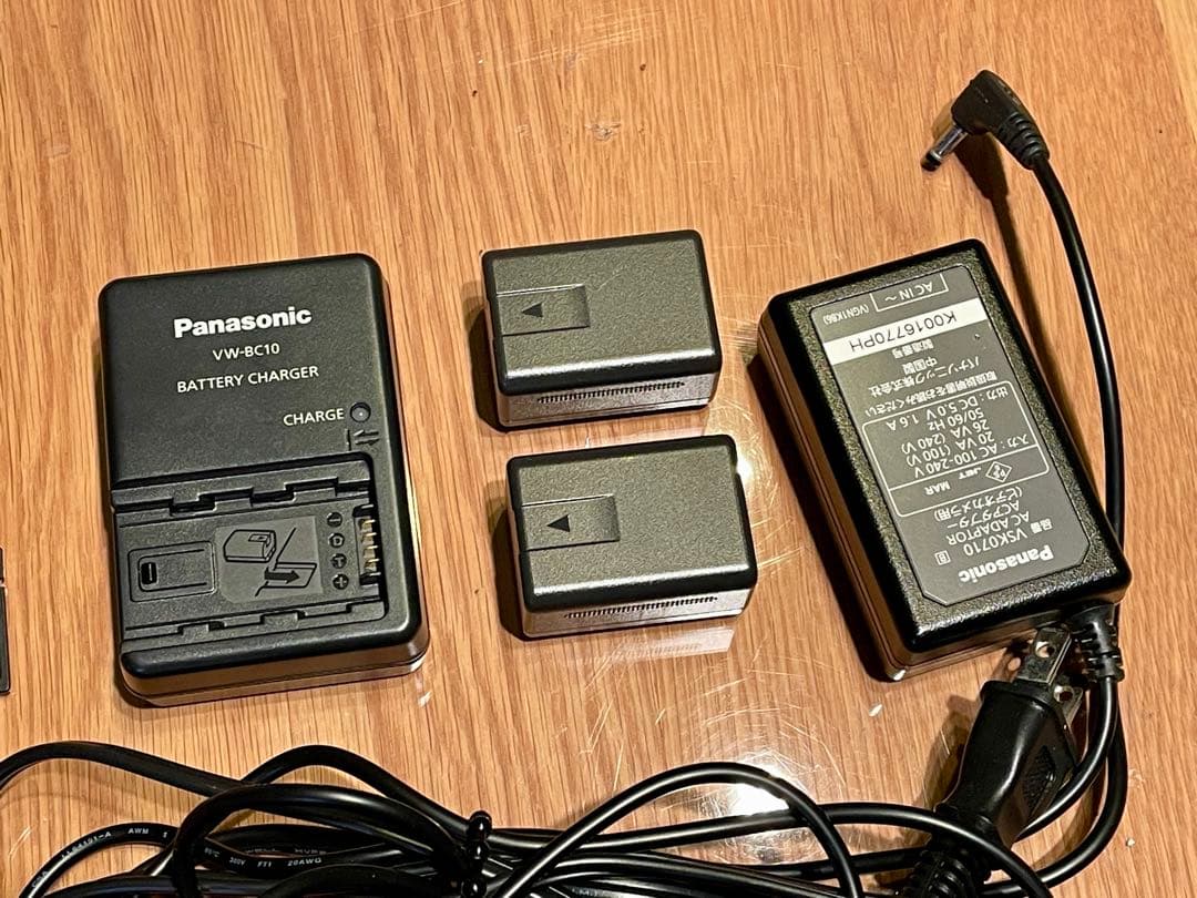 Panasonic パナソニック HDC-TM35 ビデオカメラ 電池2個付き