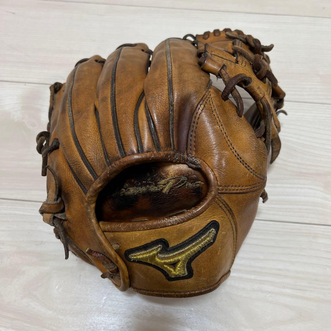パ*ン様 ミズノプロ硬式内野手用グローブ