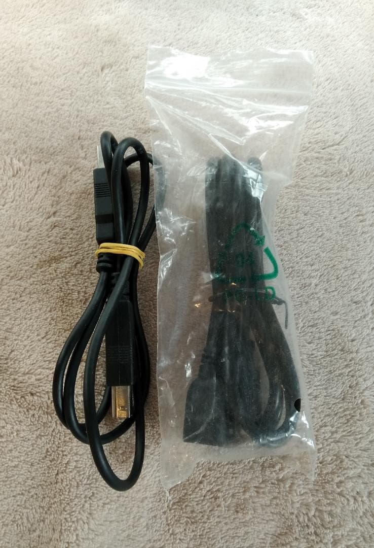 カラオケ PK-XT02W(付属品一部欠)＋増設マイク 動作確認済