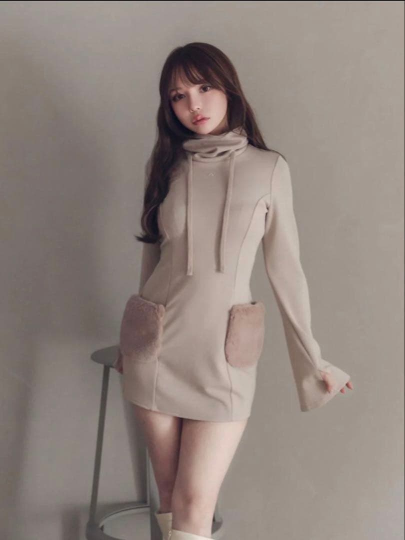 ファーポケットミニドレス