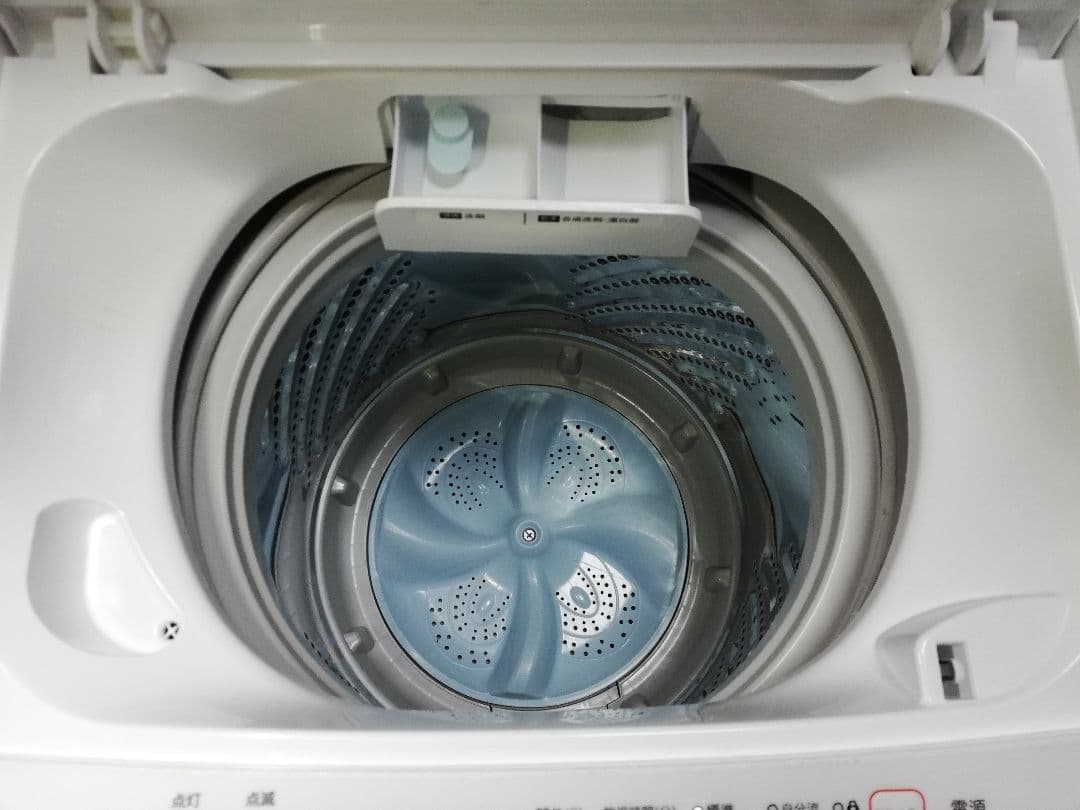 美品 Hisense 2022年製 洗濯機 6kg 最短10分洗濯 ステンレス槽