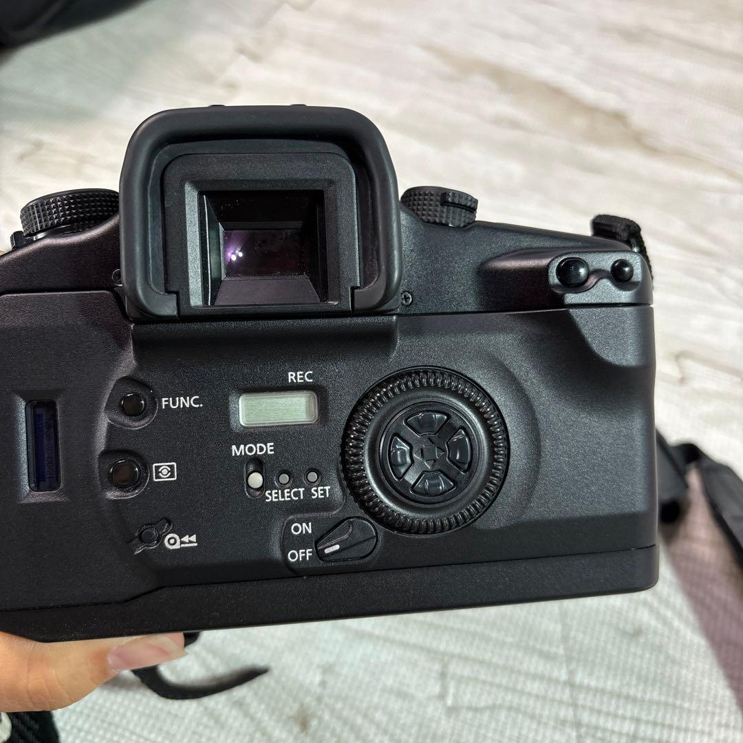 Canon EOS 7 一眼レフカメラ レンズ、バッグ付き