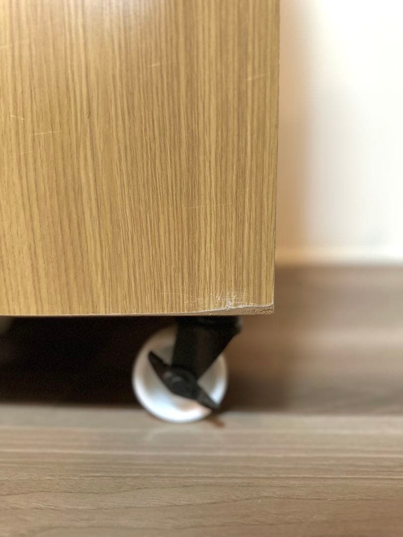 【最終値下げ】食器棚 ナチュラルウッド(キャスター付き)