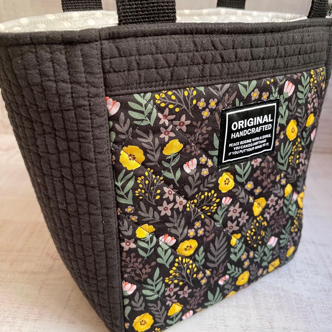 m*e様 トートバッグ＊コヤンイサムチョン