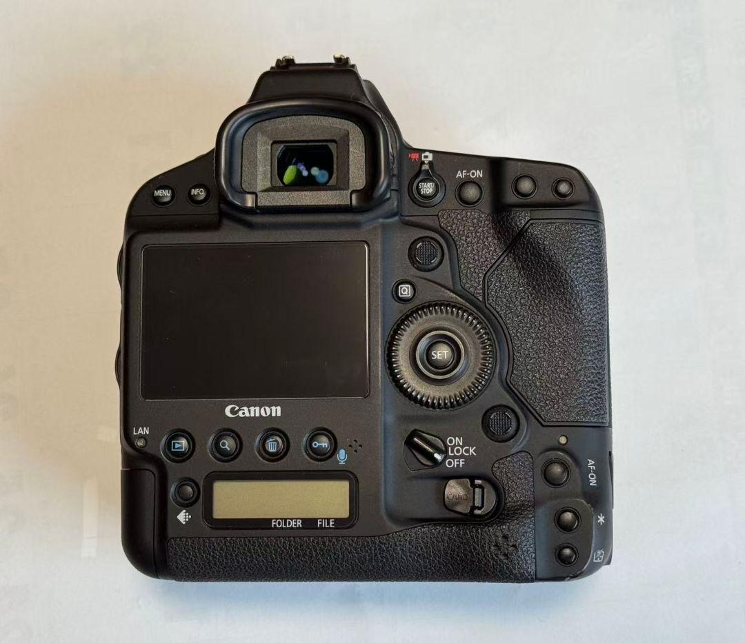 美品 Canon EOS-1D X Mark II 1DX mark2