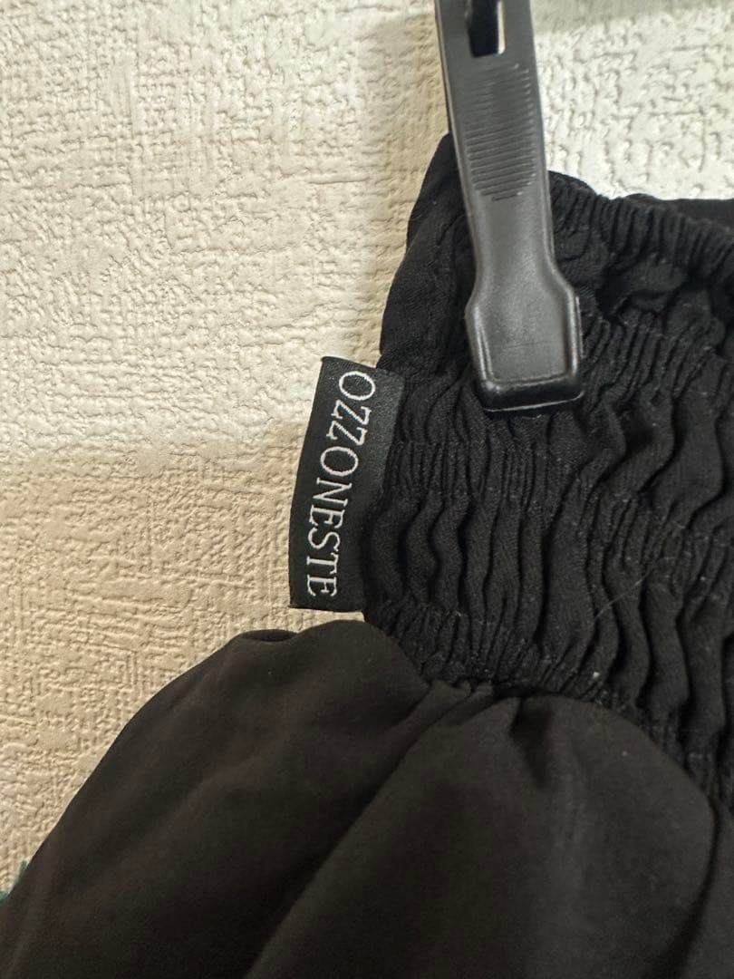 OZZoneste フリルスカート