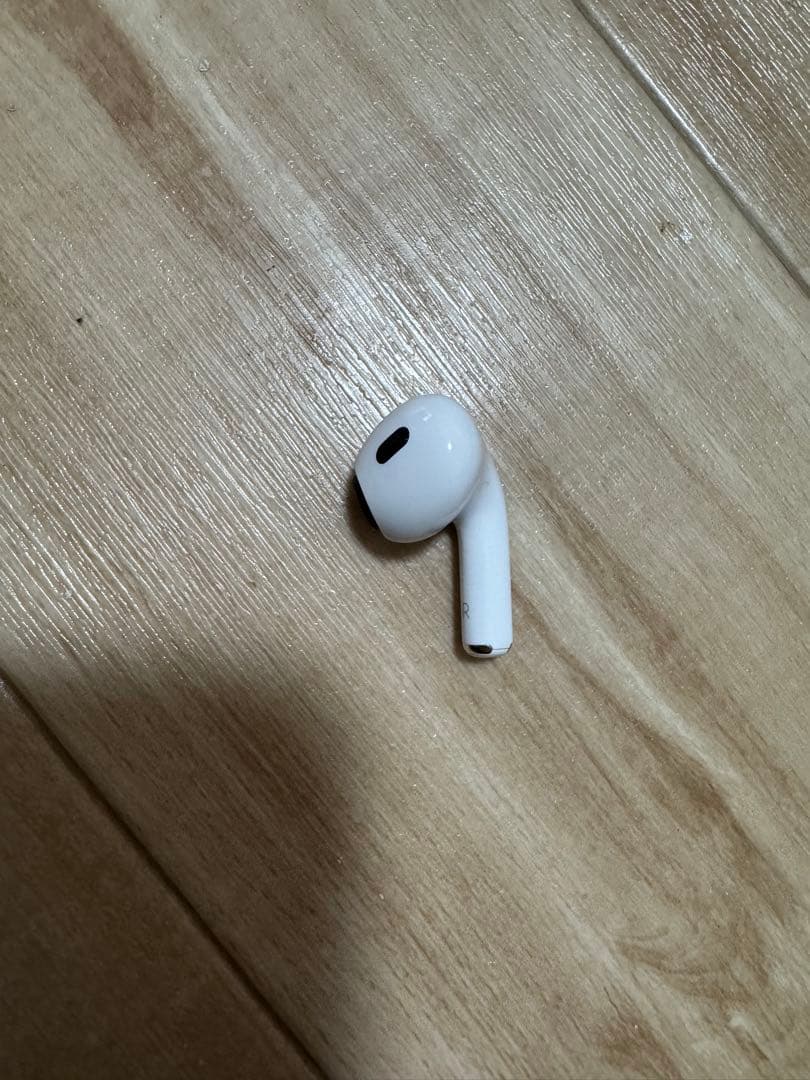 Apple AirPods Pro (第2世代) usb-c ESRケース付き
