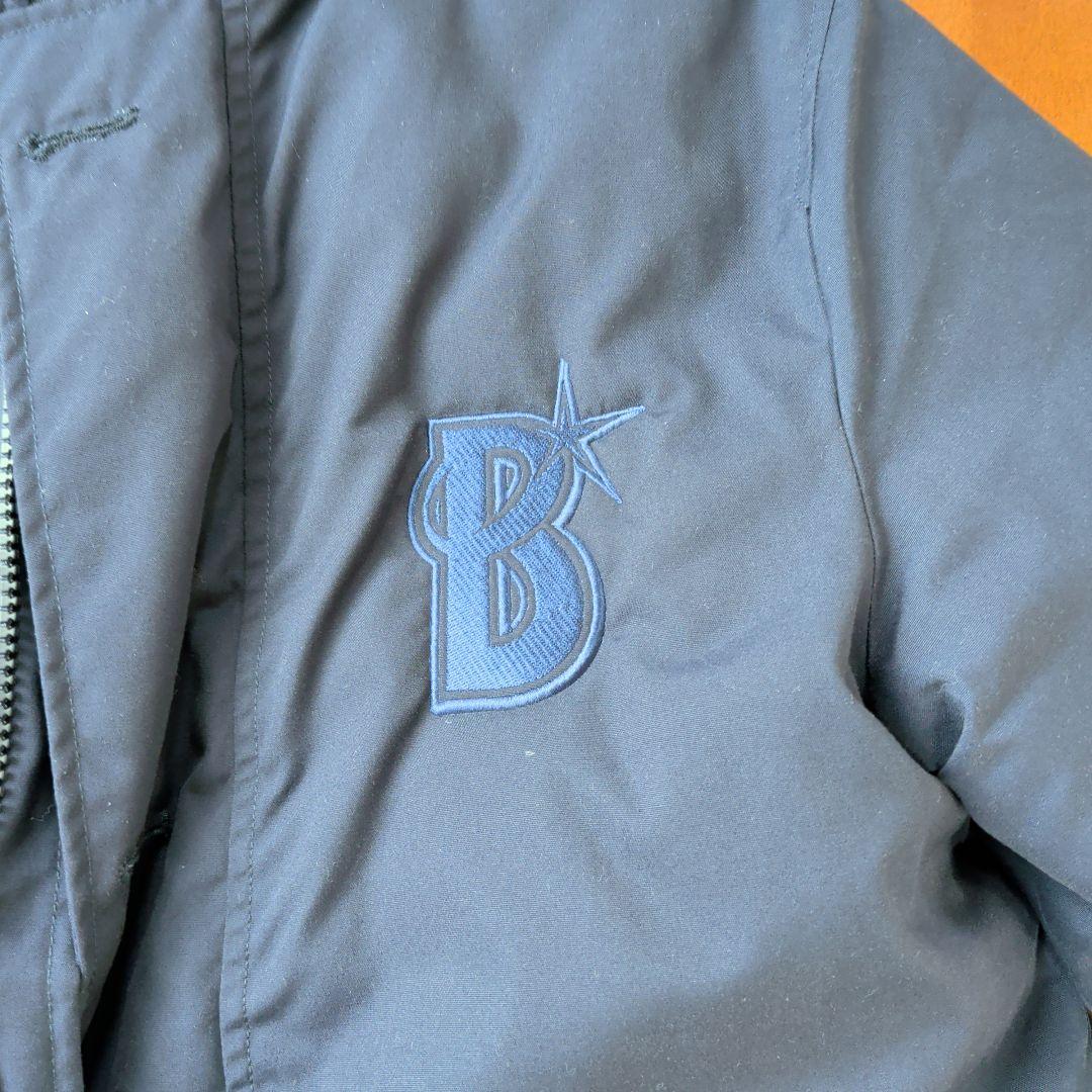 Bロゴ フード付き黒コート 横浜ベイスターズ