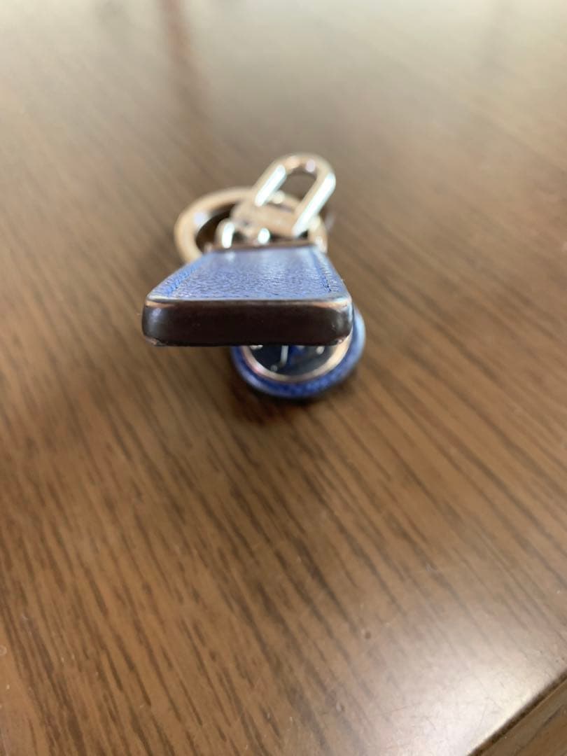 サリーさん専用　Louis Vuitton ネイビー キーホルダー