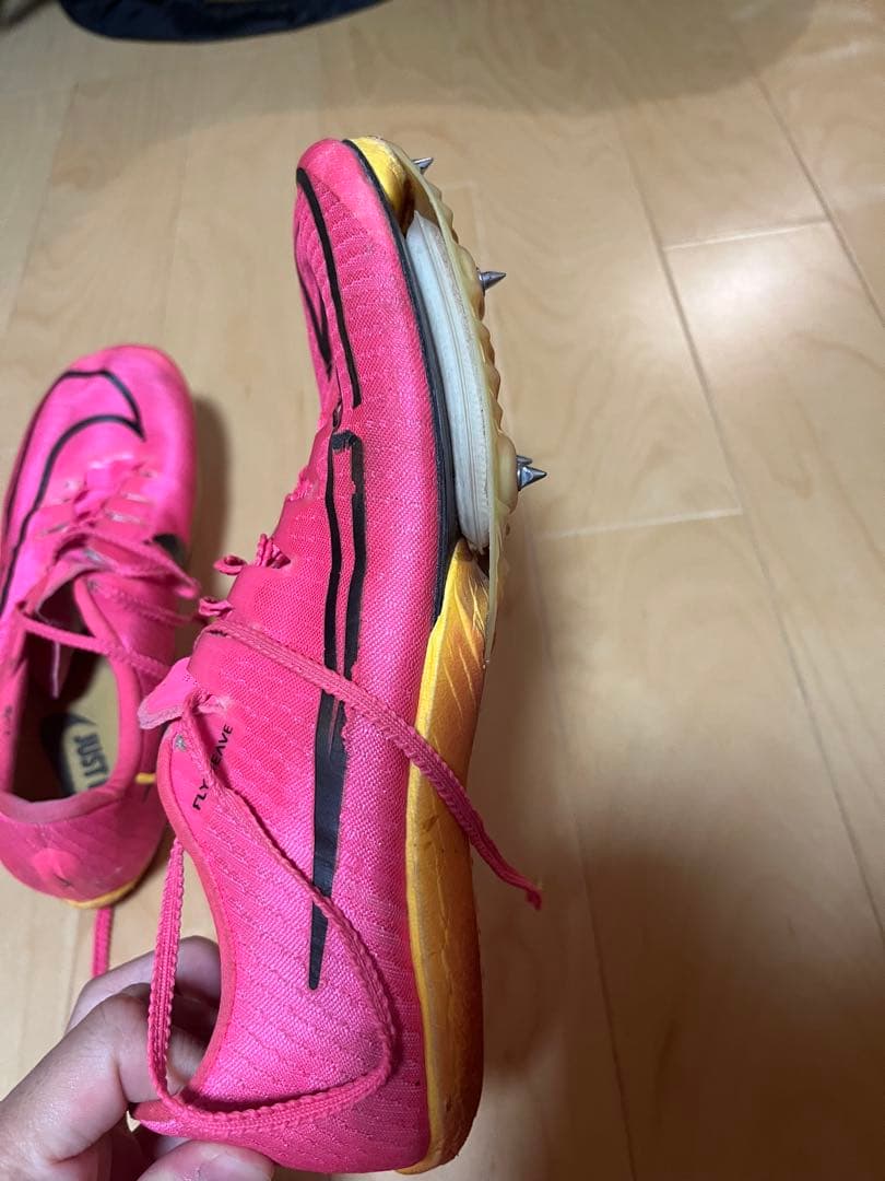 マックスフライ ピンク 陸上競技用スパイクシューズ