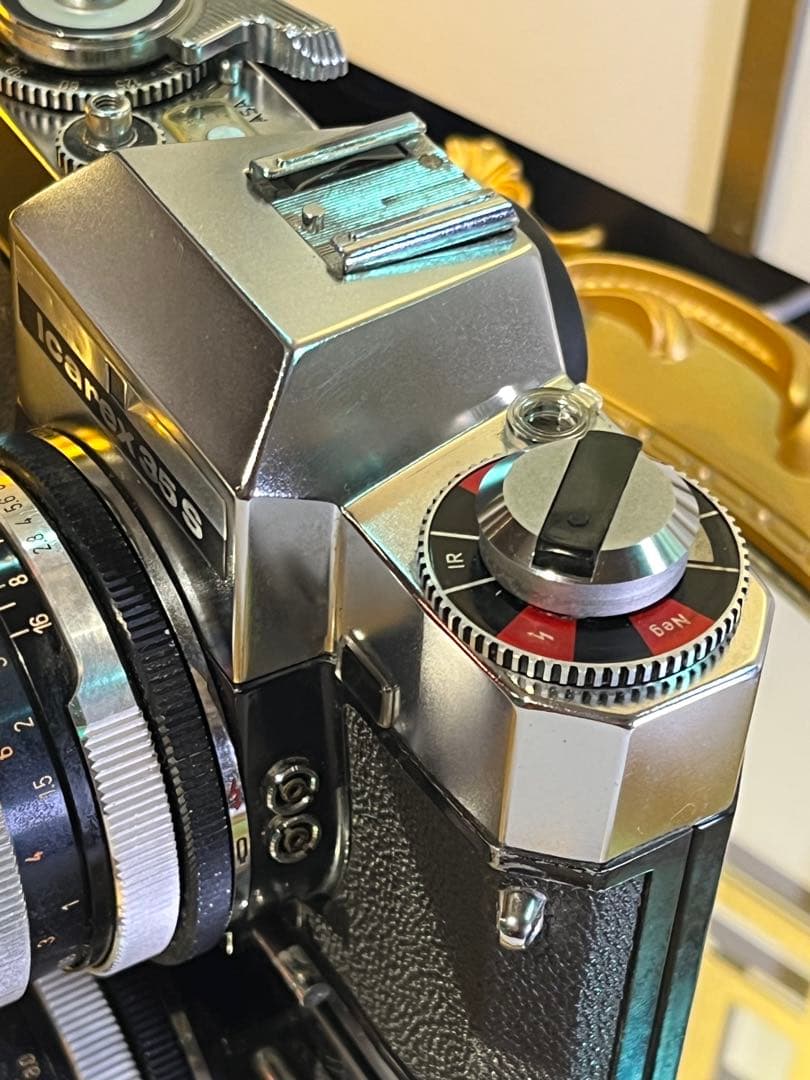 ZEISS IKON icarex 35S ＋Tessar50/2.8＋革ケース