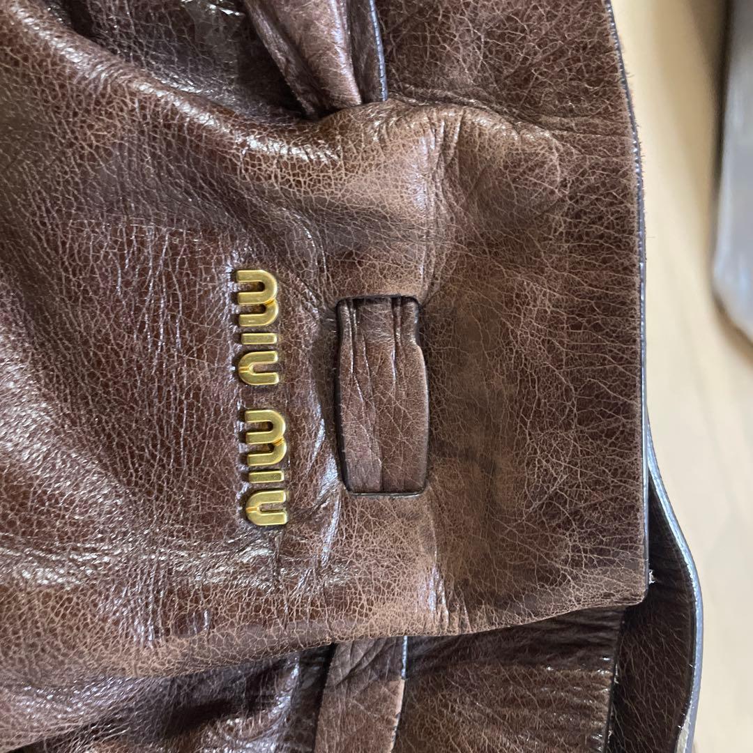 ミュウミュウ　miu miu