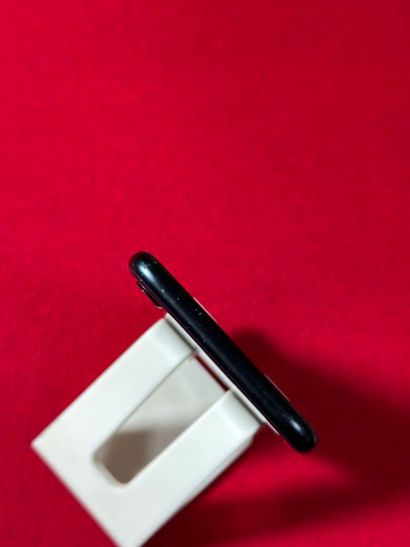 【1329】iPhone SE3第3世代ミッドナイト 128GB simフリー